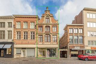Handelshuis op een toplocatie in het centrum van Mechelen Dit prachtige en authentieke handelshuis kan u terugvinden in het historische centrum van...