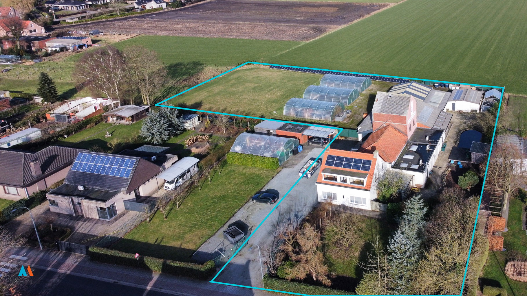 Polyvalent gebouw - foto 1