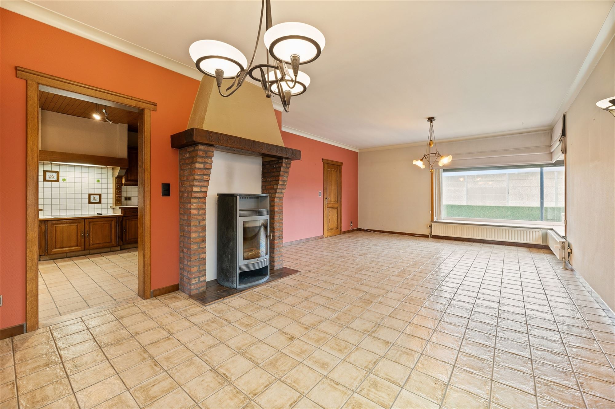 OP TE FRISSEN WONING MET 3 SLAAPKAMERS GELEGEN OP EEN RUIM PERCEEL VAN 11A70CA TE PAAL - foto 5