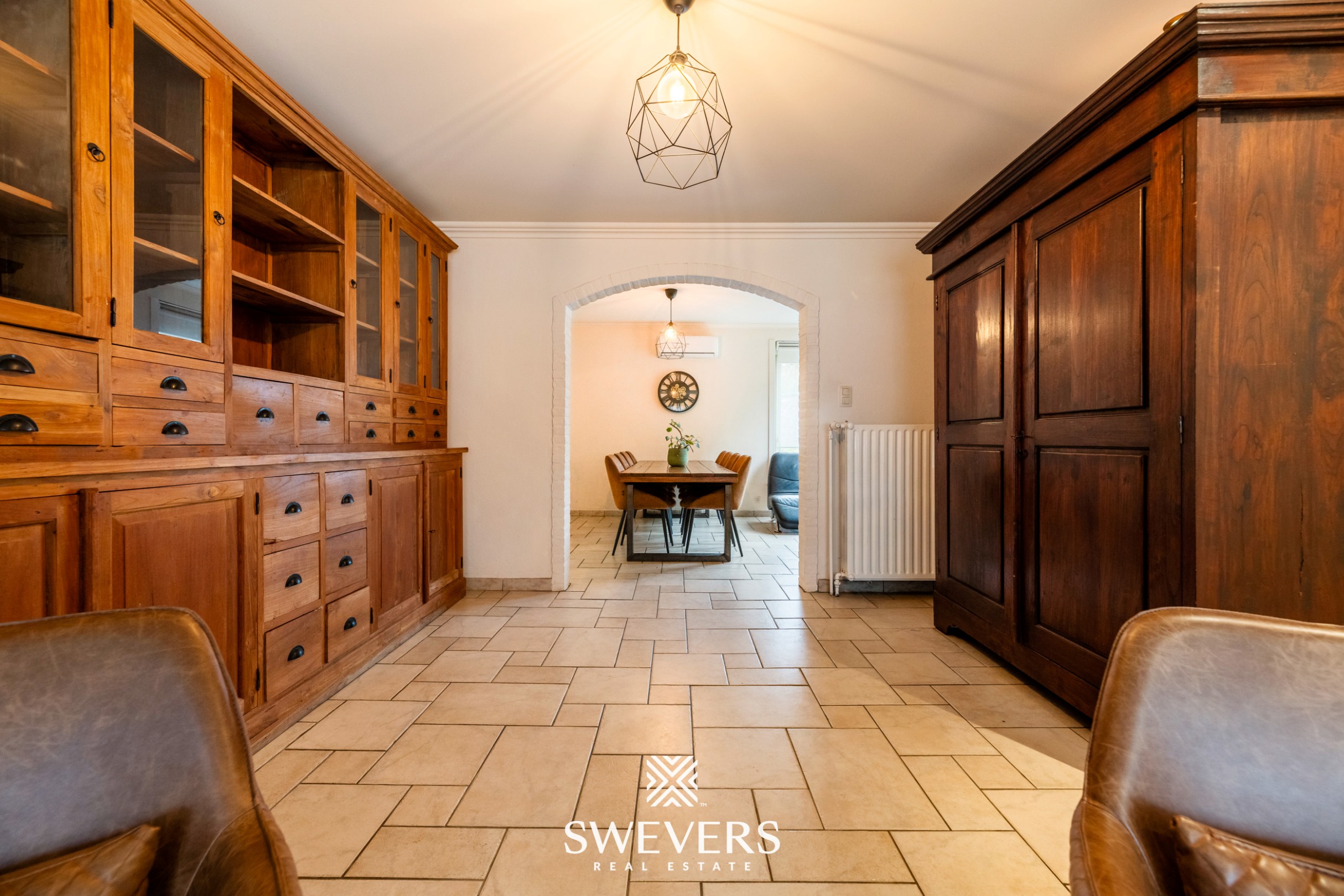 Instapklare gezinswoning met 3 slaapkamers, ruime kelder en zuidgerichte tuin in Beringen - foto 4