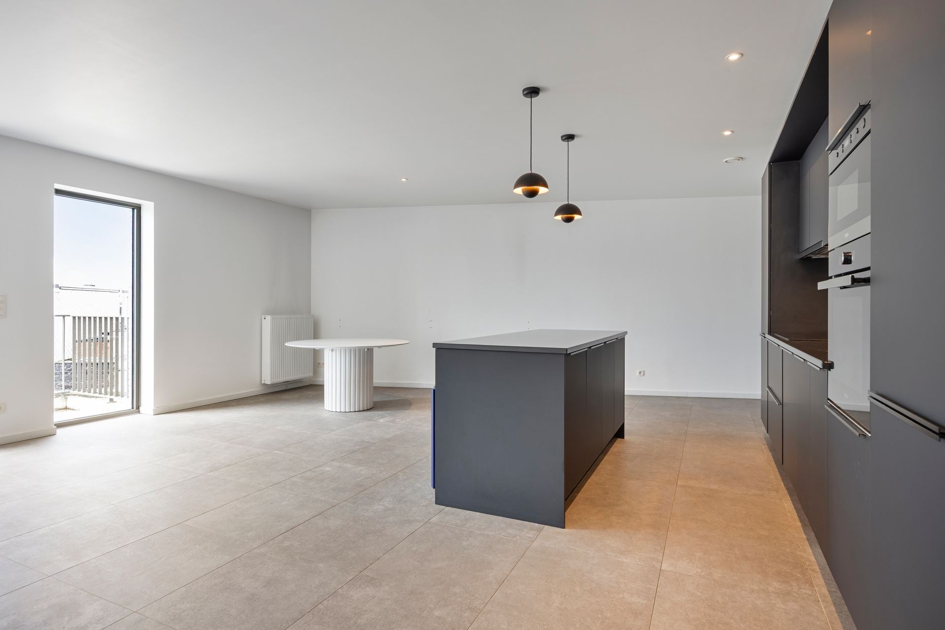 Ruim appartement met twee terrassen - foto 2
