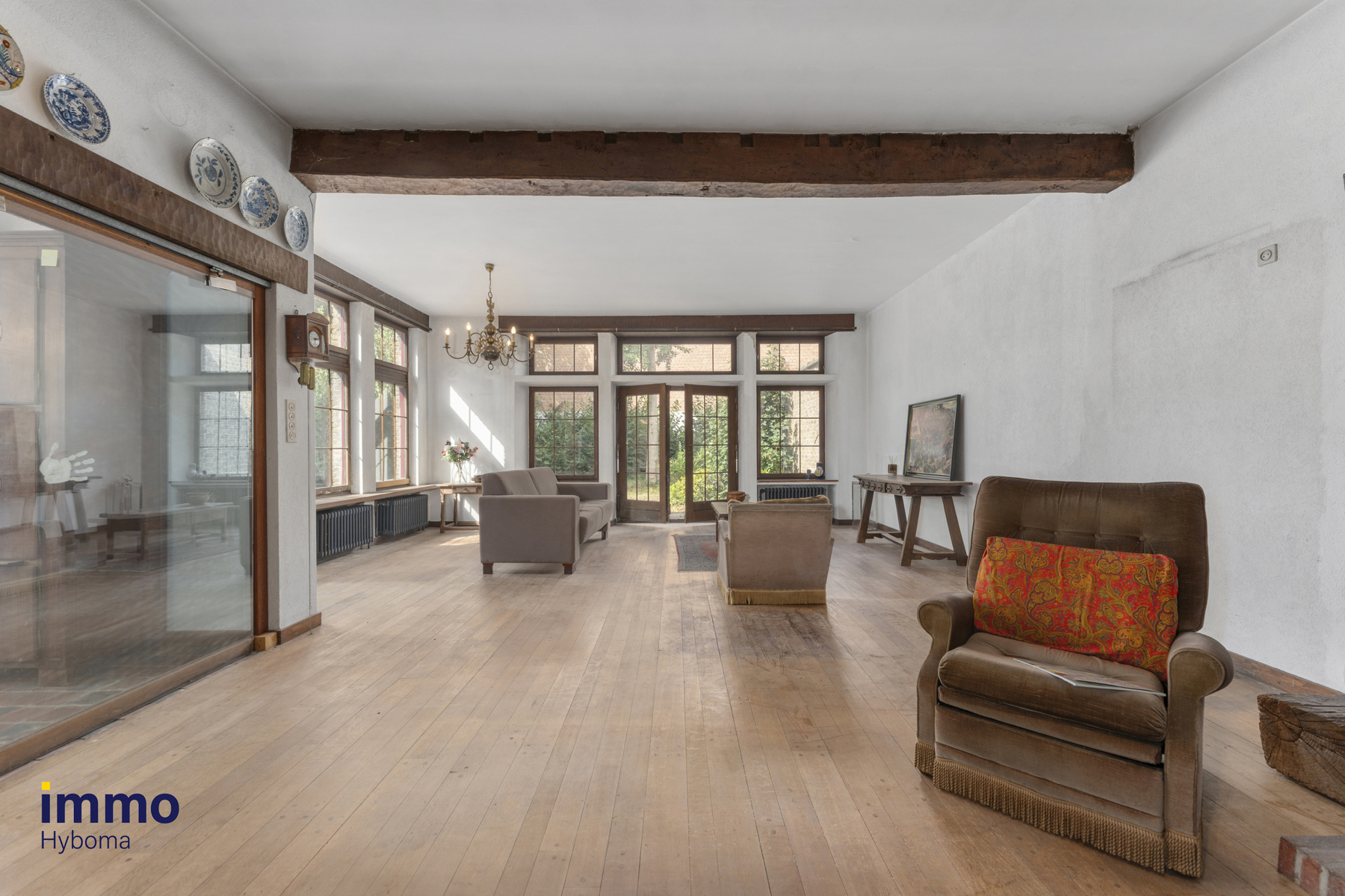 Unieke dokterswoning met praktijkgedeelte in hartje Eeklo - foto 3