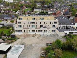 6% BTW mogelijk voor eigen bewoning als voor investering!Gelegen op het gelijkvloers vinden we dit ruim appartement terug met 2 slaapkamers, eigen...