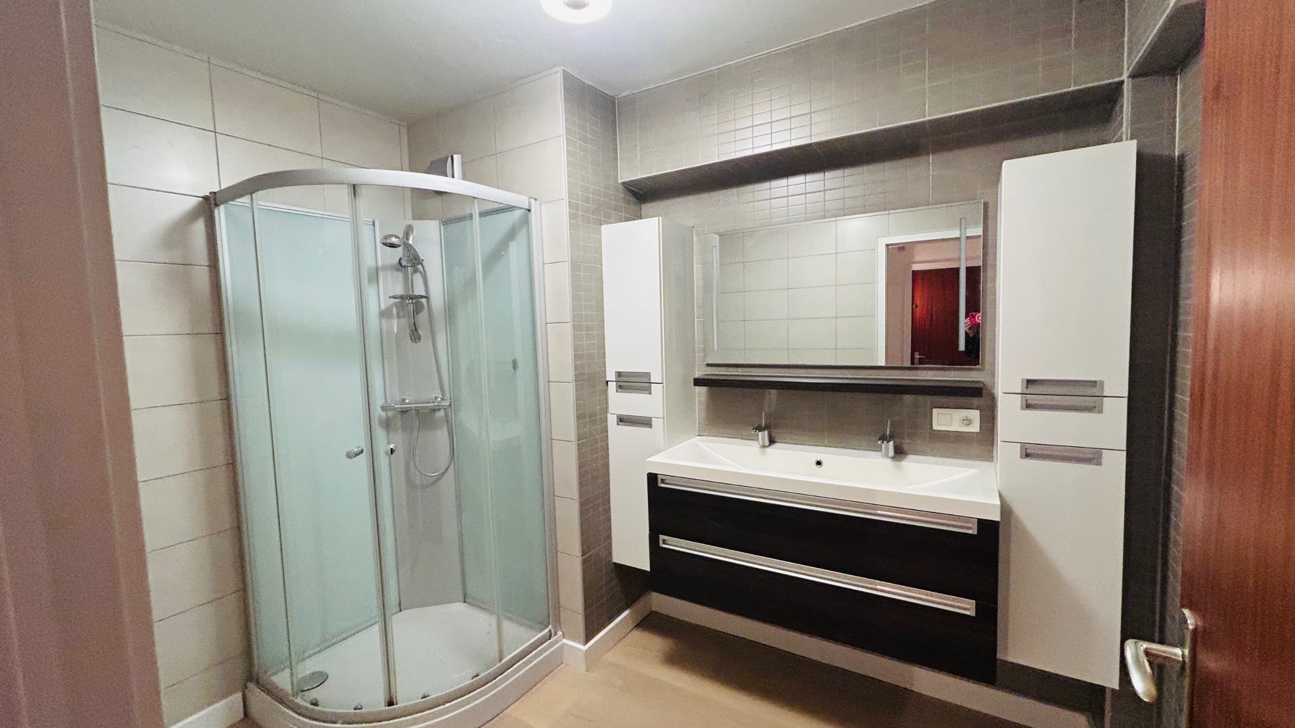 Ruim appartement met 2 slaapkamers op een centrale ligging te Gent - foto 5