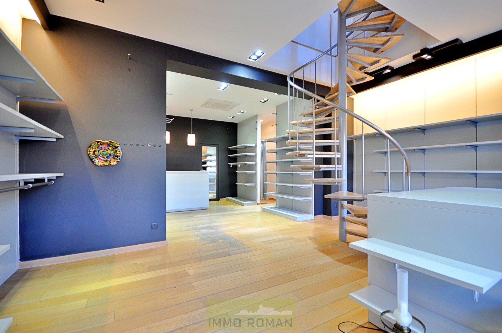 Woning met 3 slaapkamers en commerciële ruimte te Ronse! - foto 3