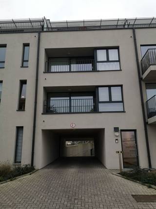 HAREN, vlakbij Vilvoorde, vlakbij de grote verkeersassen, de Ring en winkels, prachtig appartement met 1 slaapkamer van ± 66m² gelegen op de...
