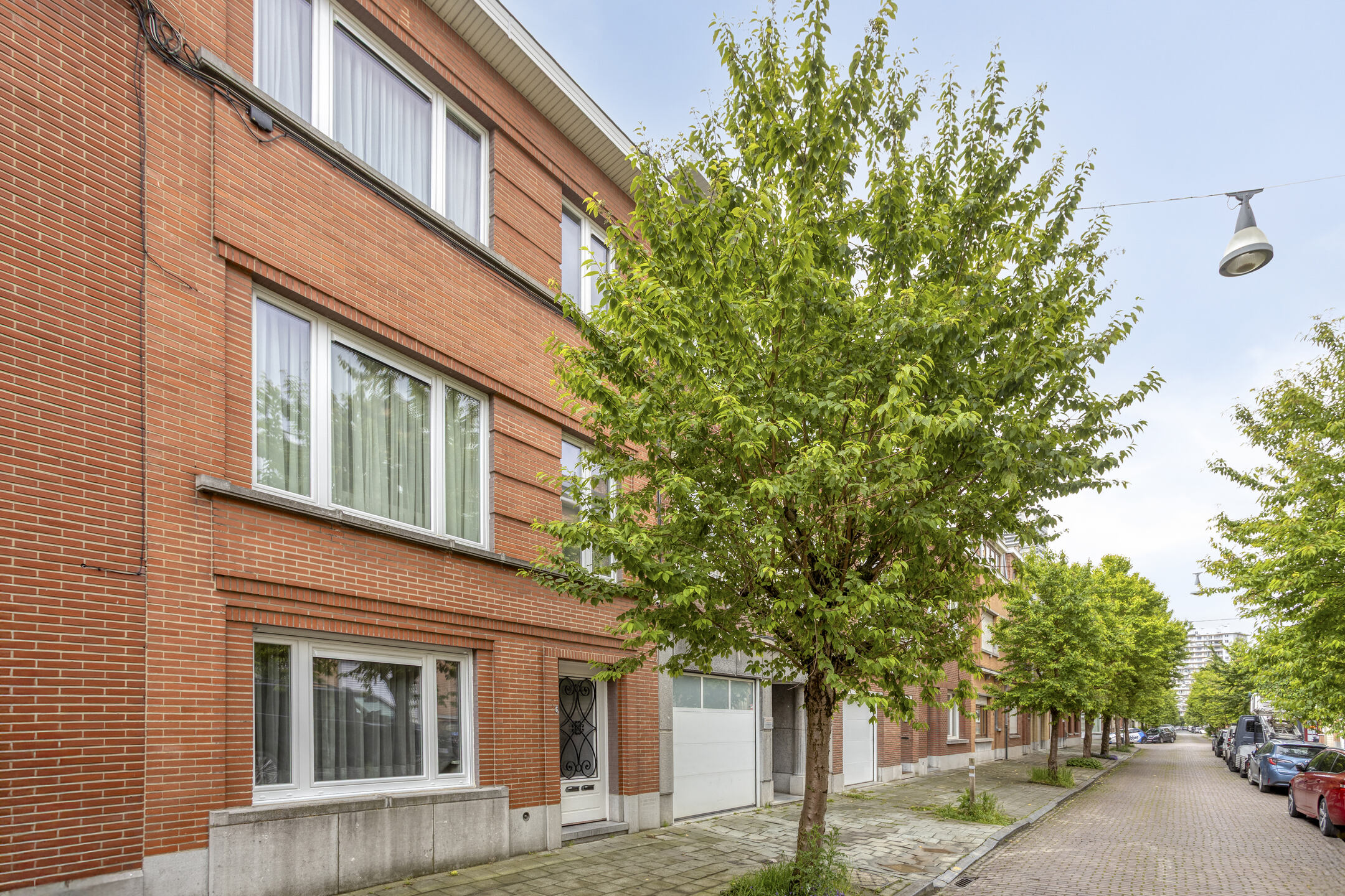 Gerenoveerde eengezinswoning met 3 slaapkamers te Anderlecht - foto 2
