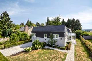 For Sale – Timeless 4-Facade Villa with Panoramic Views in Everberg Asking Price: €949.000 Located in a residential and particularly tranquil area...