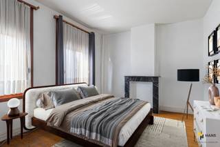 Instapklare woning (176 m²) met 3 slaapkamers, 2 badkamers en tuin (30 m²) in Hoboken. In een rustige straat, met openbaar vervoer en velo-stations...