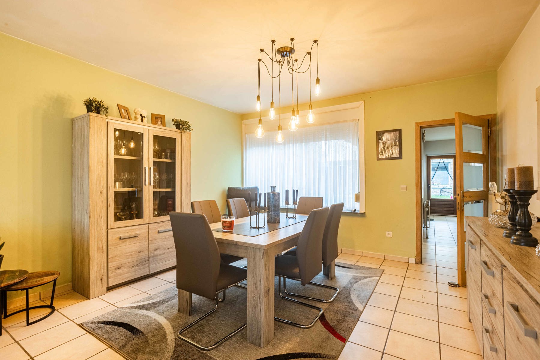 Instapklare en gunstig gelegen halfopen woning in het groen - foto 5