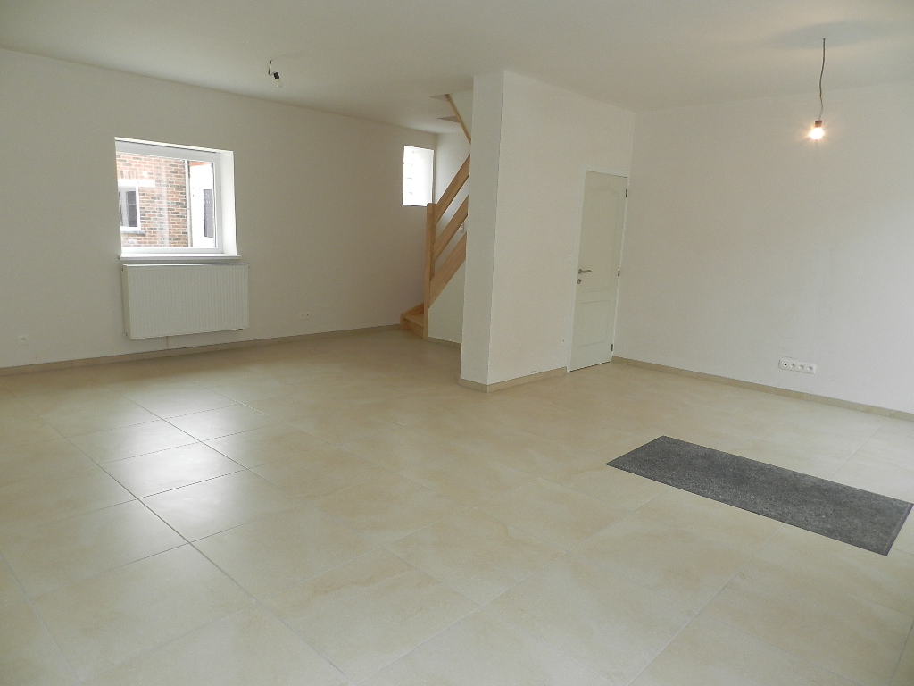 Recente halfopen woning in het centrum van Nieuwkerke - foto 4