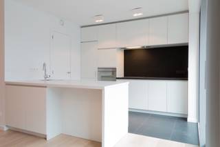 Stijlvol appartement van ca 107 m² gelegen in hartje Antwerpen. Het appartement bevindt zich op de derde verdieping van “Residentie Henri” in de...