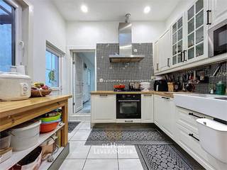 Pal in het centrum van Boom ligt deze woning met mogelijkheid tot het vestigen van een tweewoonst (nog te vergunnen).De oppervlakte leent zich ideaal...