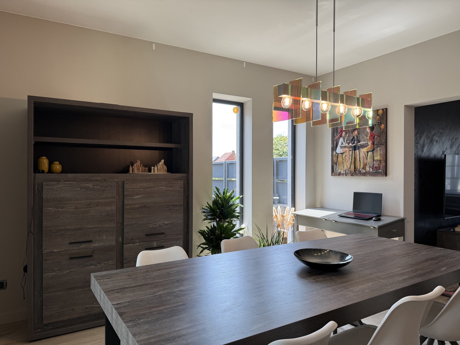 Vernieuwde energiezuinige woning met lounge pool - foto 4