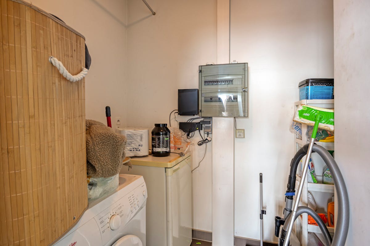 Lichtrijk eenslaapkamerappartement met terras te koop - foto 4