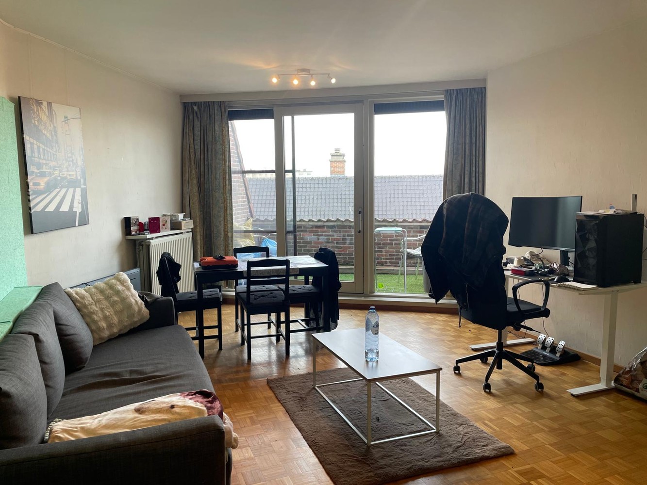 Assistentieflat met 1 ondergrondse autostaanplaats - photo 2