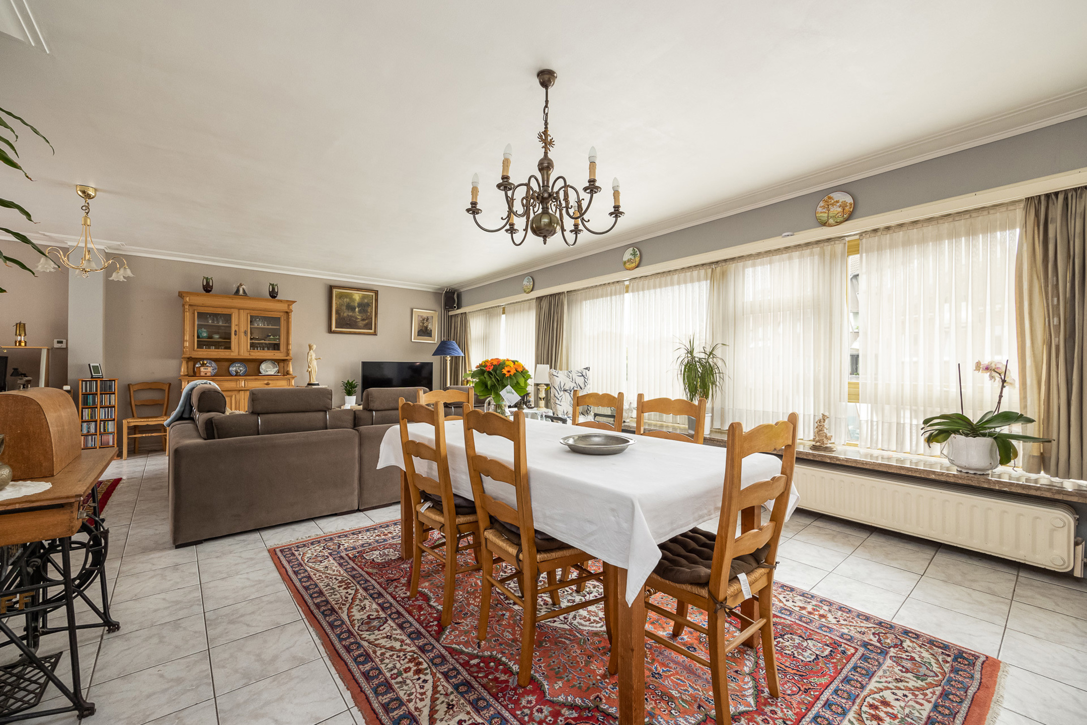  Ruim 2-slpk app op 1e verd. met terras. EPC: 200 kWh/m² (B) - foto 2