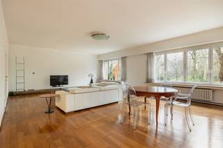  Vivre en face du parc de la ville, dans une résidence majestueuse située dans un endroit de premier choix à Anvers ? Cet...