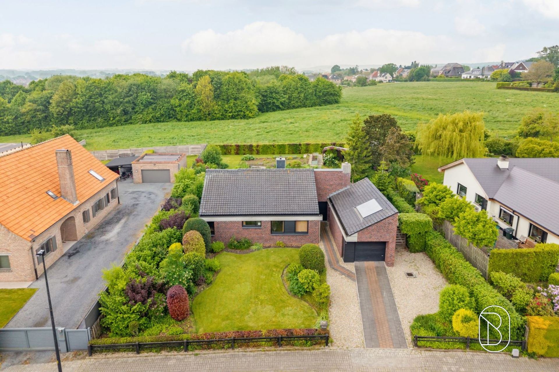 Mooi gelegen karaktervolle villa met tuin! - foto 4