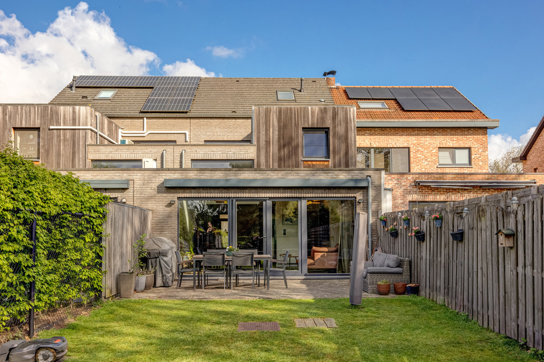 Lichtrijke woning met 4 slk, 2 bdk en garage in wijk Elshout - foto 2