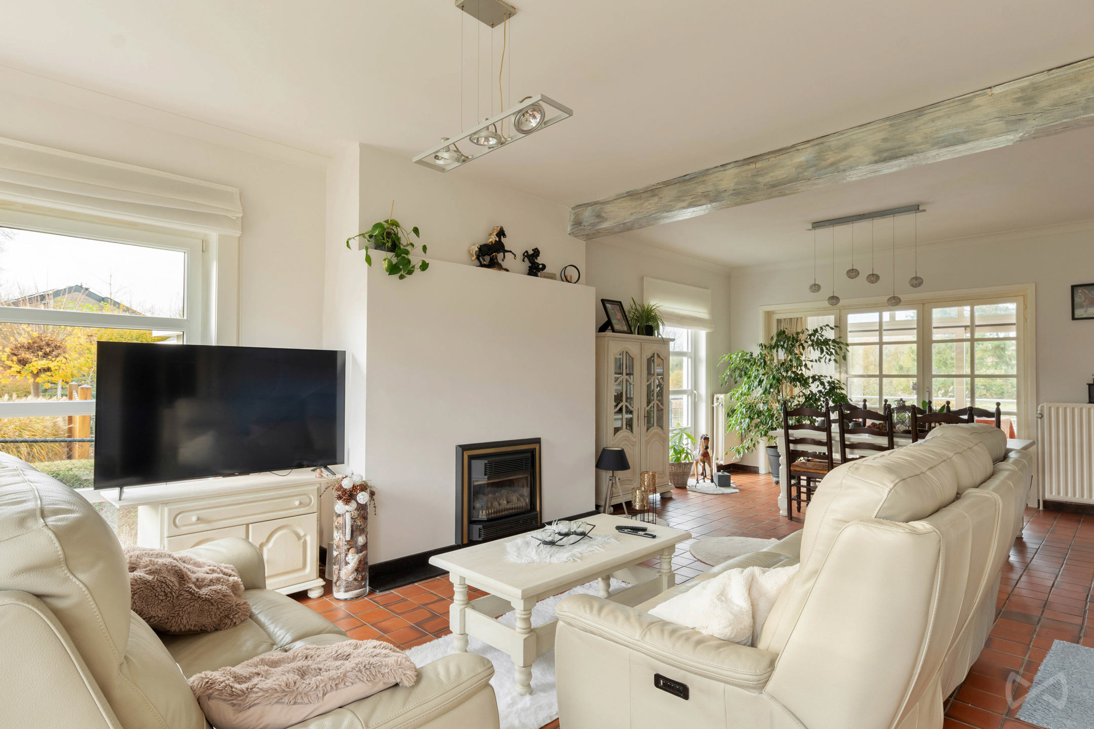 Eéngezinswoning met prachtig groenzicht. - foto 5