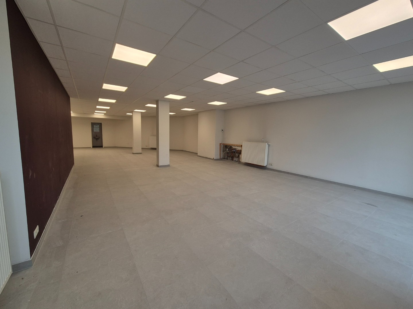 Commercial for rent in Roeselare - photo 4