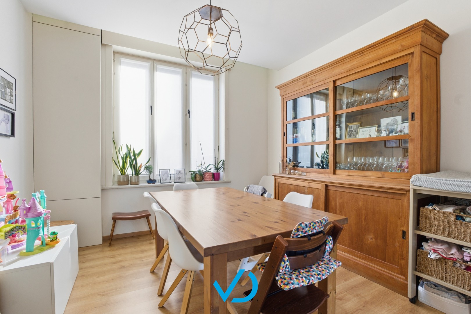 Instapklare woning met zonnige tuin en topligging nabij centrum Ieper! - foto 3