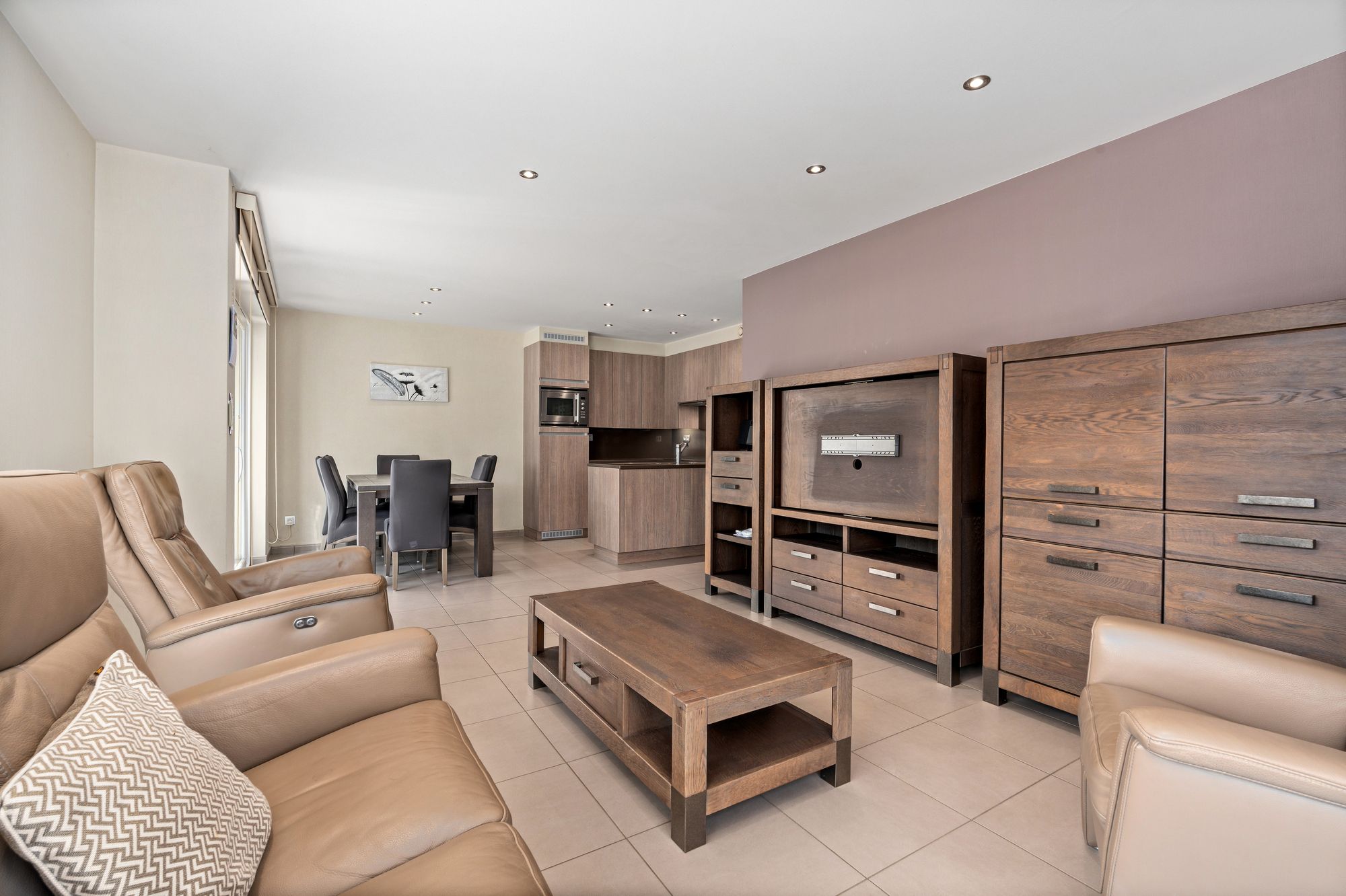 Instapklaar appartement met inpandige garage, staanplaats en prachtige tuin te Mariakerke, Oostende - foto 2