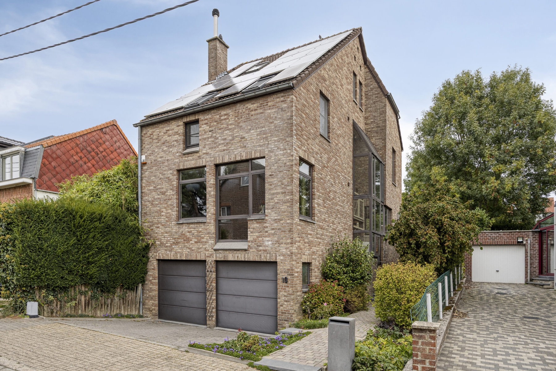 House for sale in Dilbeek with 5 bedrooms - photo 1