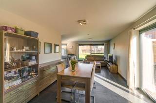 Heeft u vragen of wenst u een bezoek in te plannen? Neem gerust contact op met Erik via erik@copandi.be of via 0497/530796.GelijkvloersDe woning...