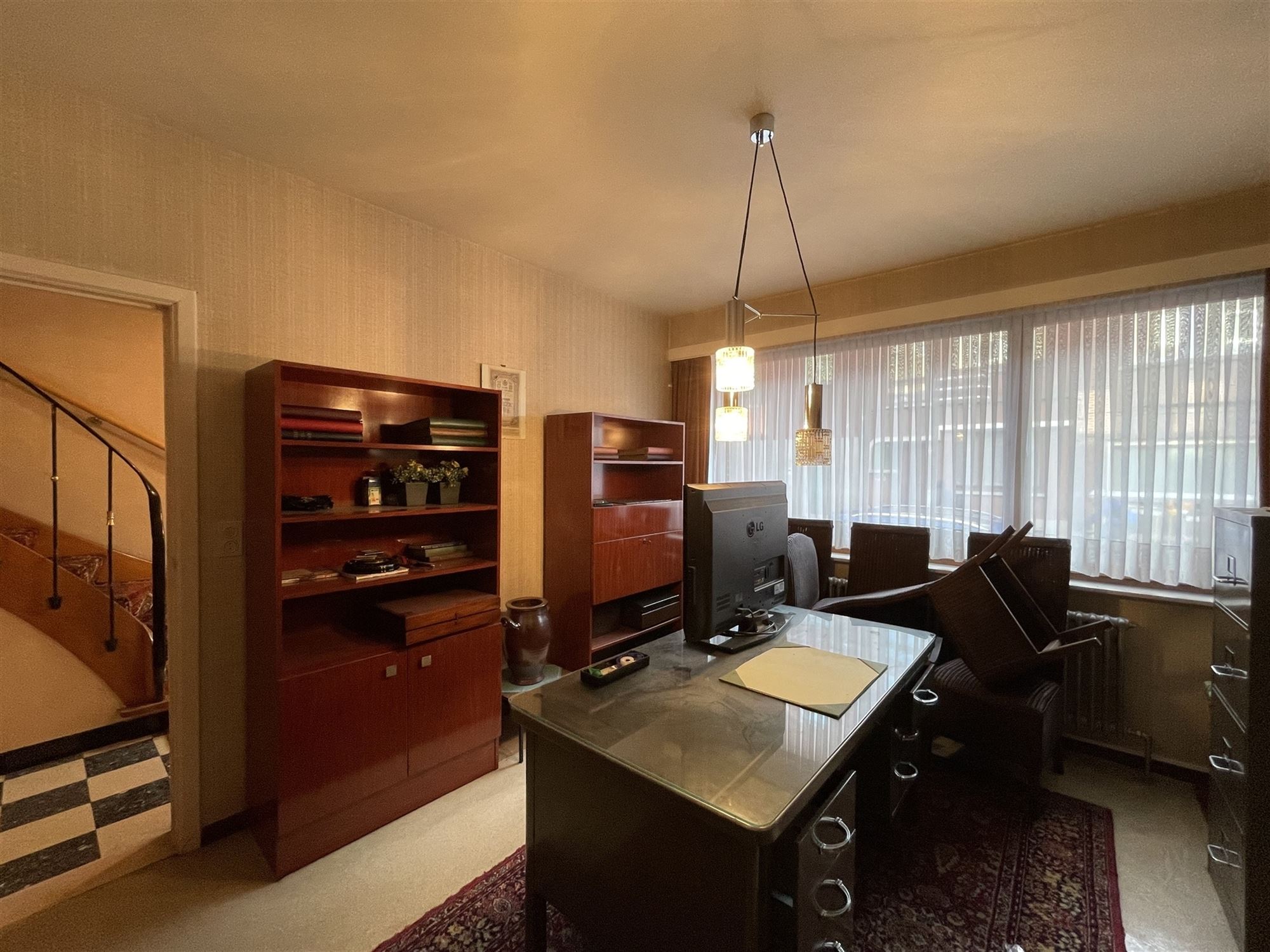 Solide en ruime woning nabij het handelscentrum! - foto 3