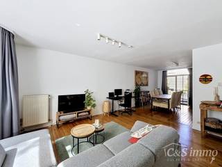 Lichtrijk appartement met één slaapkamer, gelegen op wandelafstand van het Te Boelaarpark.Het appartement bevindt zich op de eerste verdieping en...