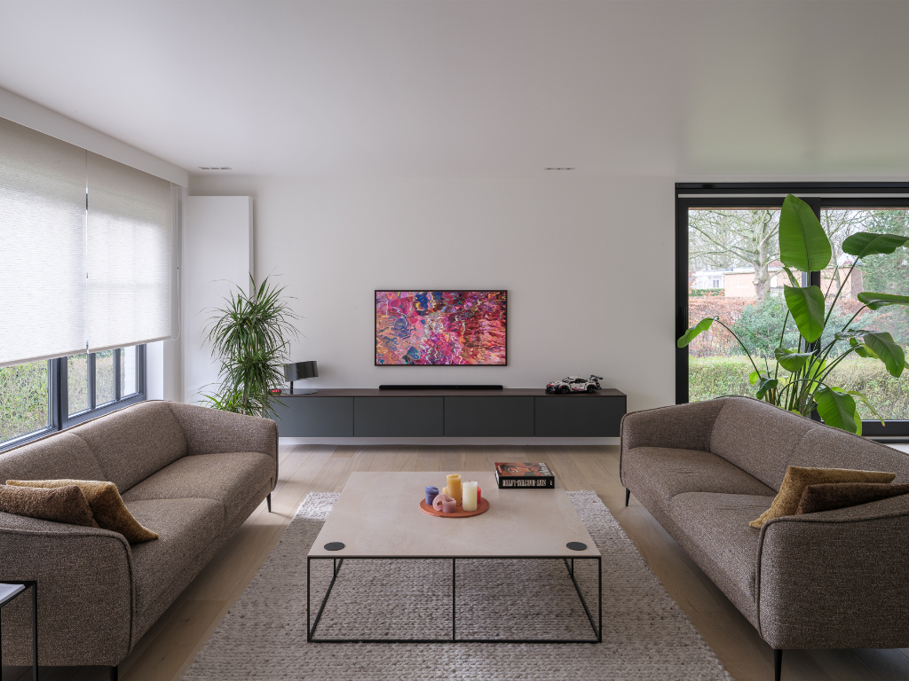 Sint-Martens-Latem – Bijzonder ruime en energiezuinige villa met woon-/werkmogelijkheid vlakbij het dorpscentrum. - foto 4