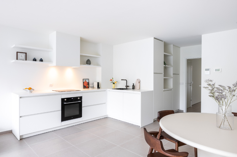 Gelijkvloers nieuwbouwappartement met tuin in centrum Tielt - foto 3