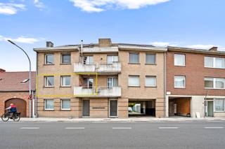 Dit aangename appartement op de eerste verdieping bevindt zich in een kleinschalig en goed onderhouden gebouw met lage gemeenschappelijke...