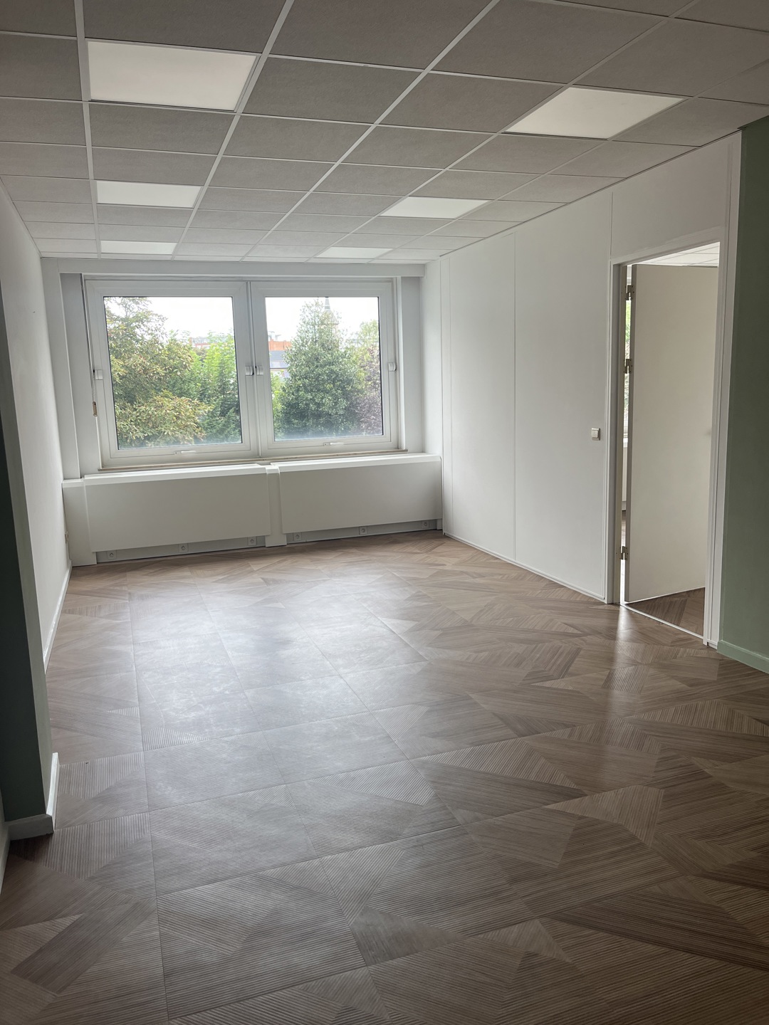 Commercial à vendre à Bruxelles - photo 2