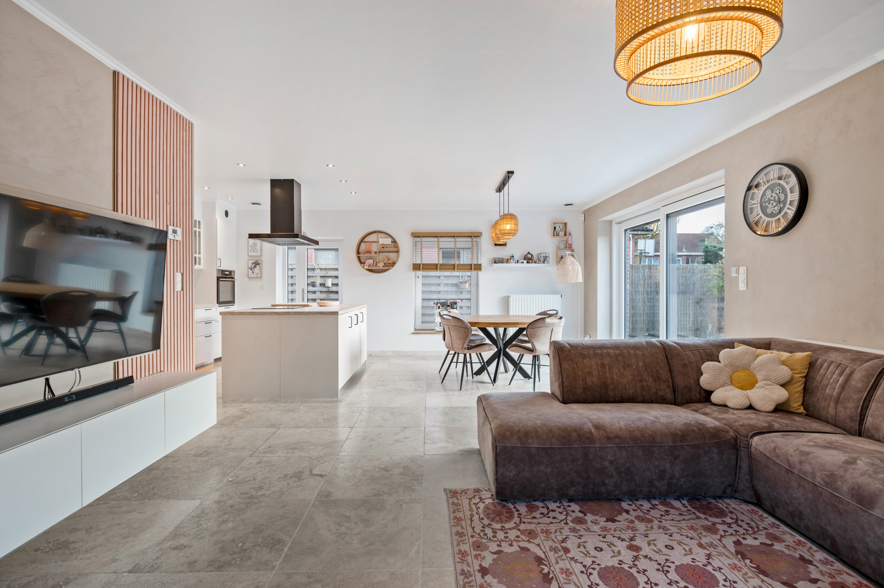 Volledig gerenoveerde woning met zuidtuin - rustige locatie! - foto 5