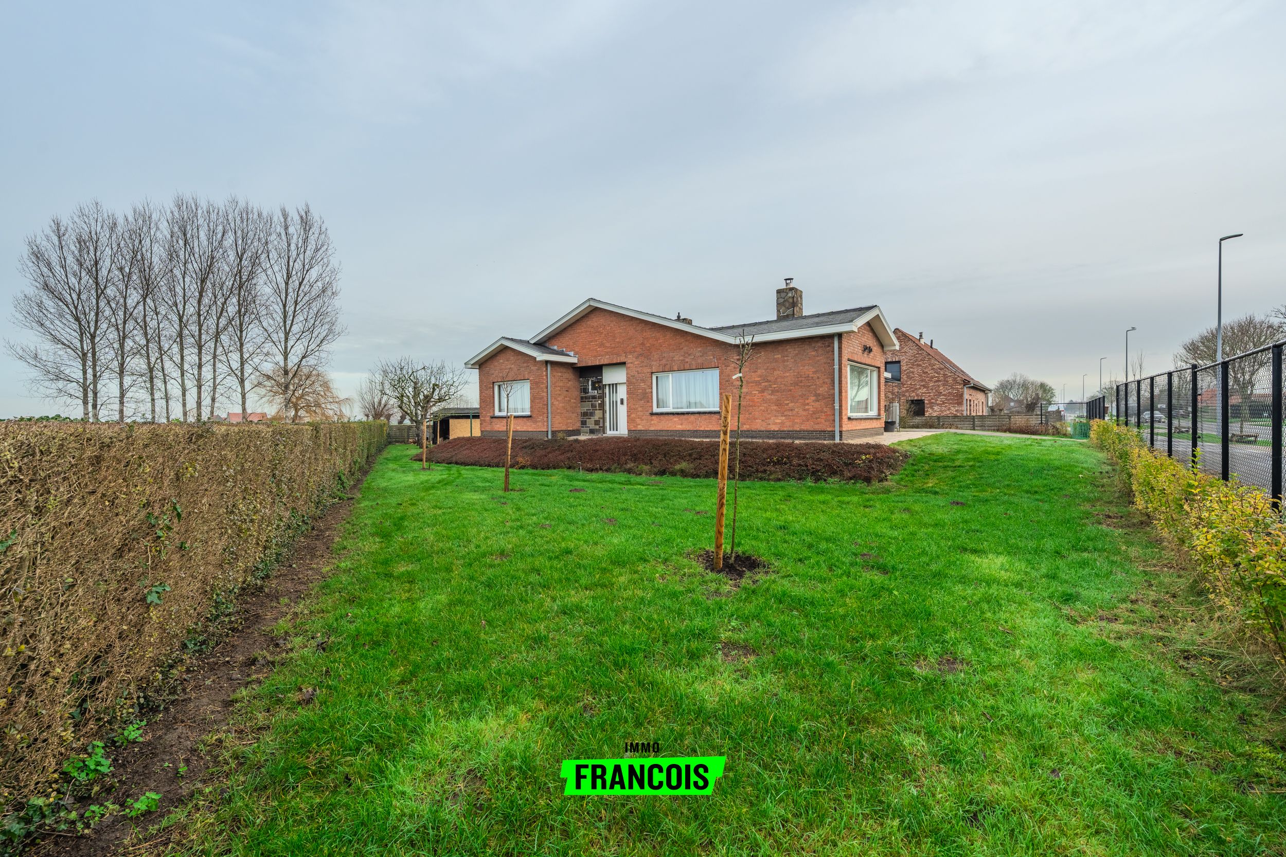 Instapklare bungalow met 3 slaapkamers en prachtig open zicht in Mannekensvere - foto 3