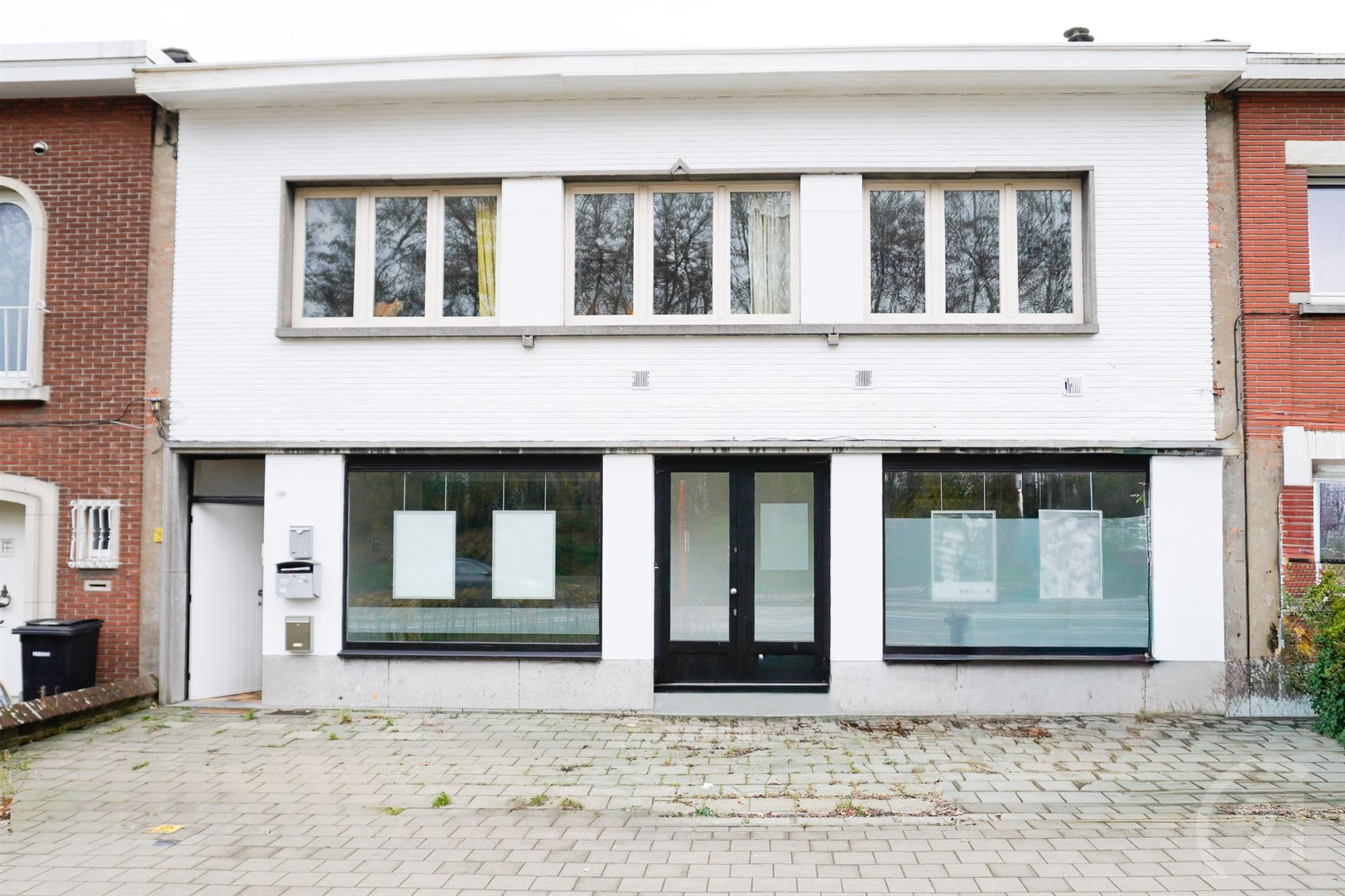 Opbrengsteigendom te koop in Mortsel! - foto 1