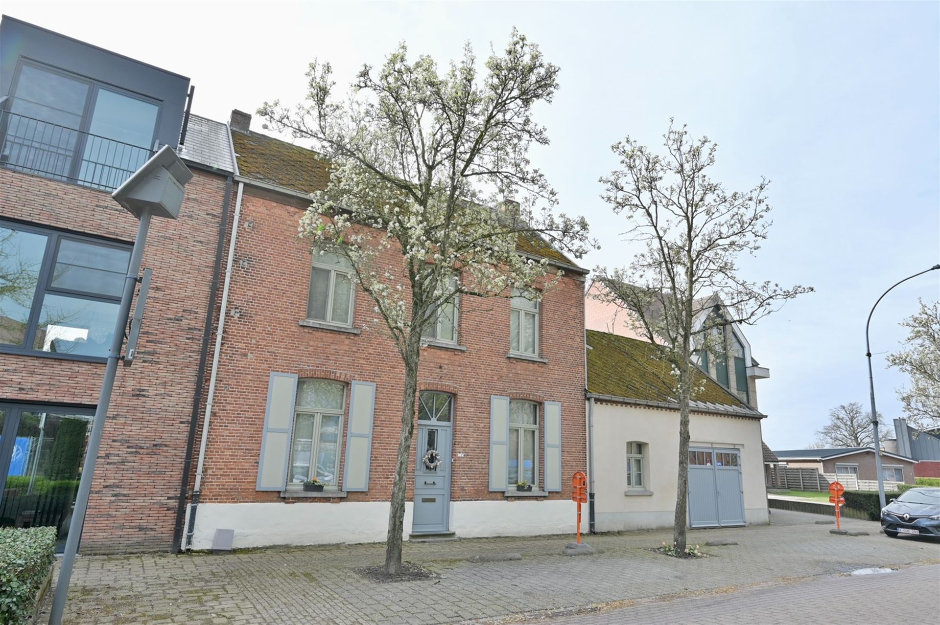 Statige woning met karakter, ruimte en tal van mogelijkheden - foto 2