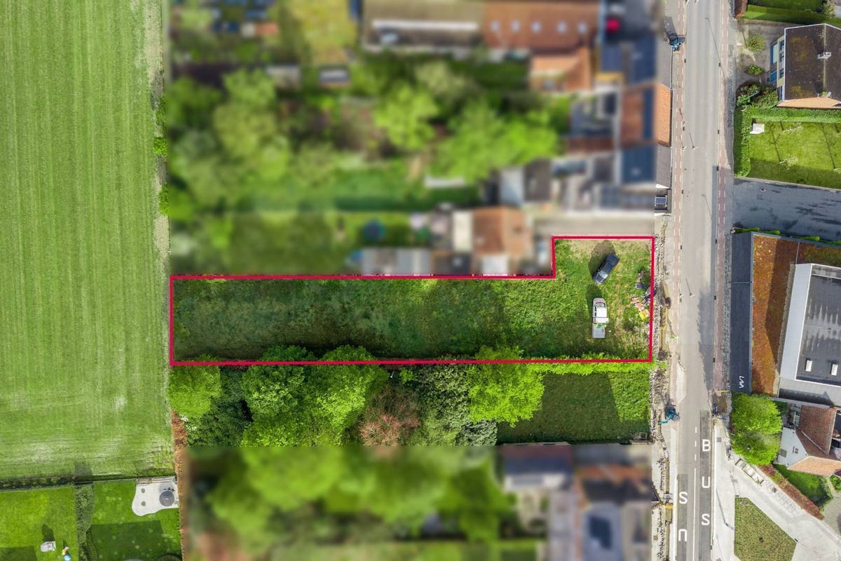 Ruim stuk bouwgrond te koop nabij centrum Sint-Baafs-Vijve - foto 2