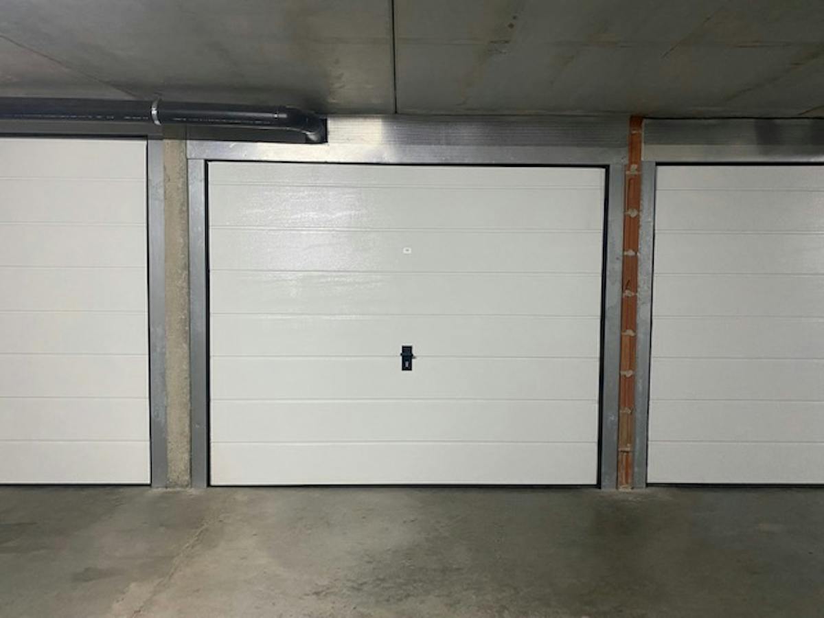 Gesloten garagebox te huur in Oostende - foto 5
