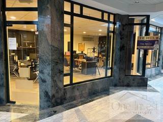 Commercial à louer à Lommel