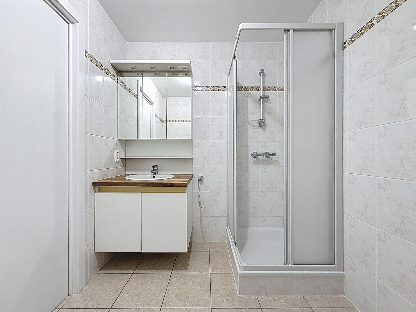 Centraal gelegen appartement nabij de zee van Nieuwpoort-Bad - foto 5