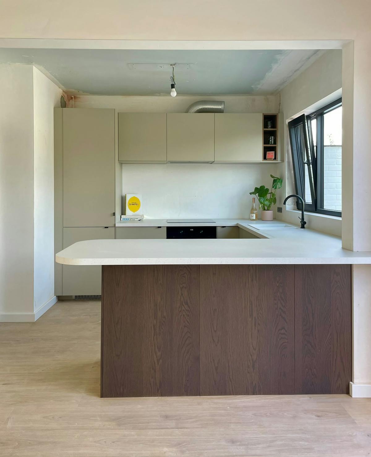 Vernieuwbouwappartement met 3 slaapkamers en garage - foto 4