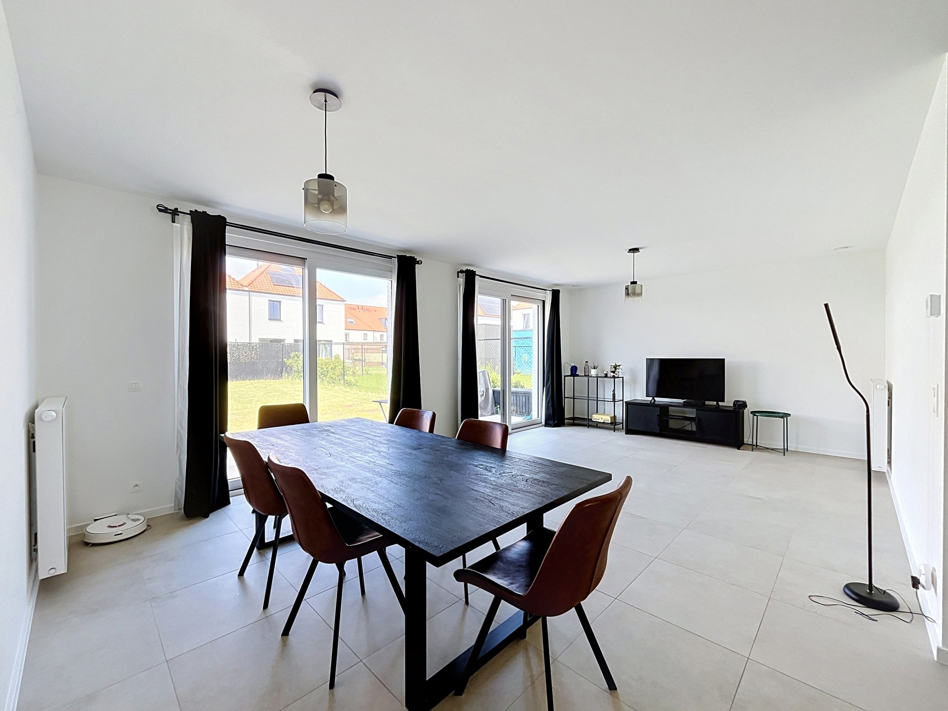 Moderne woning met 3 slpk, terras, tuin &amp; parkeerplaats! - foto 5