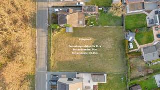 Voor meer info of een bezoek, bel 054 69 39 31 - In Teralfene (Affligem) bevindt zich deze bouwgrond voor een open bebouwing of een half...