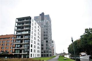 Appartement met 1 slaapkamer, bureauruimte en ruim terras op de 7de (!) verdieping van Residentie "BELLE FONTAINE" in Turnhout.Indeling: leefruimte,...