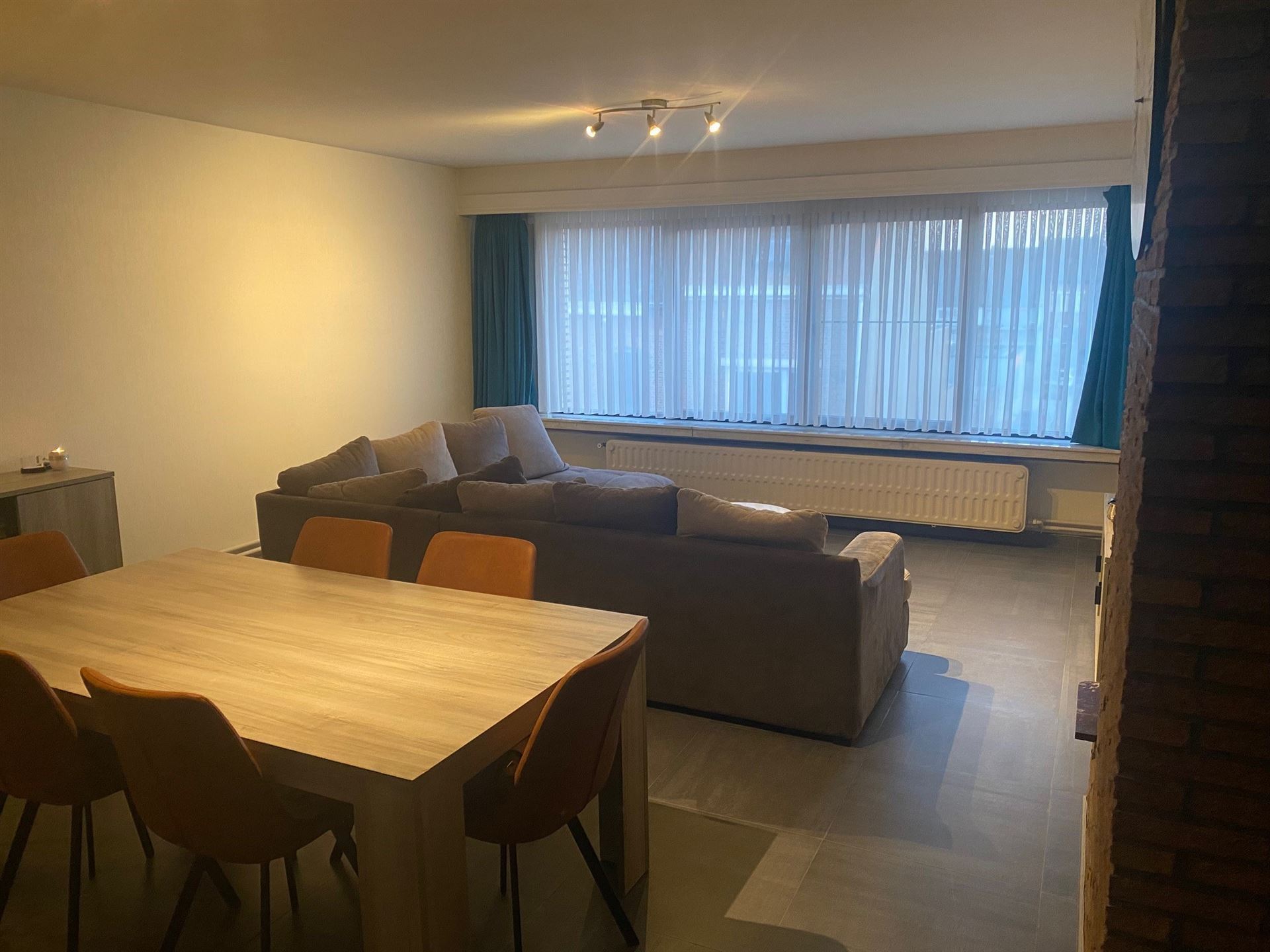 Ruim appartement met 3 slaapkamers - foto 3