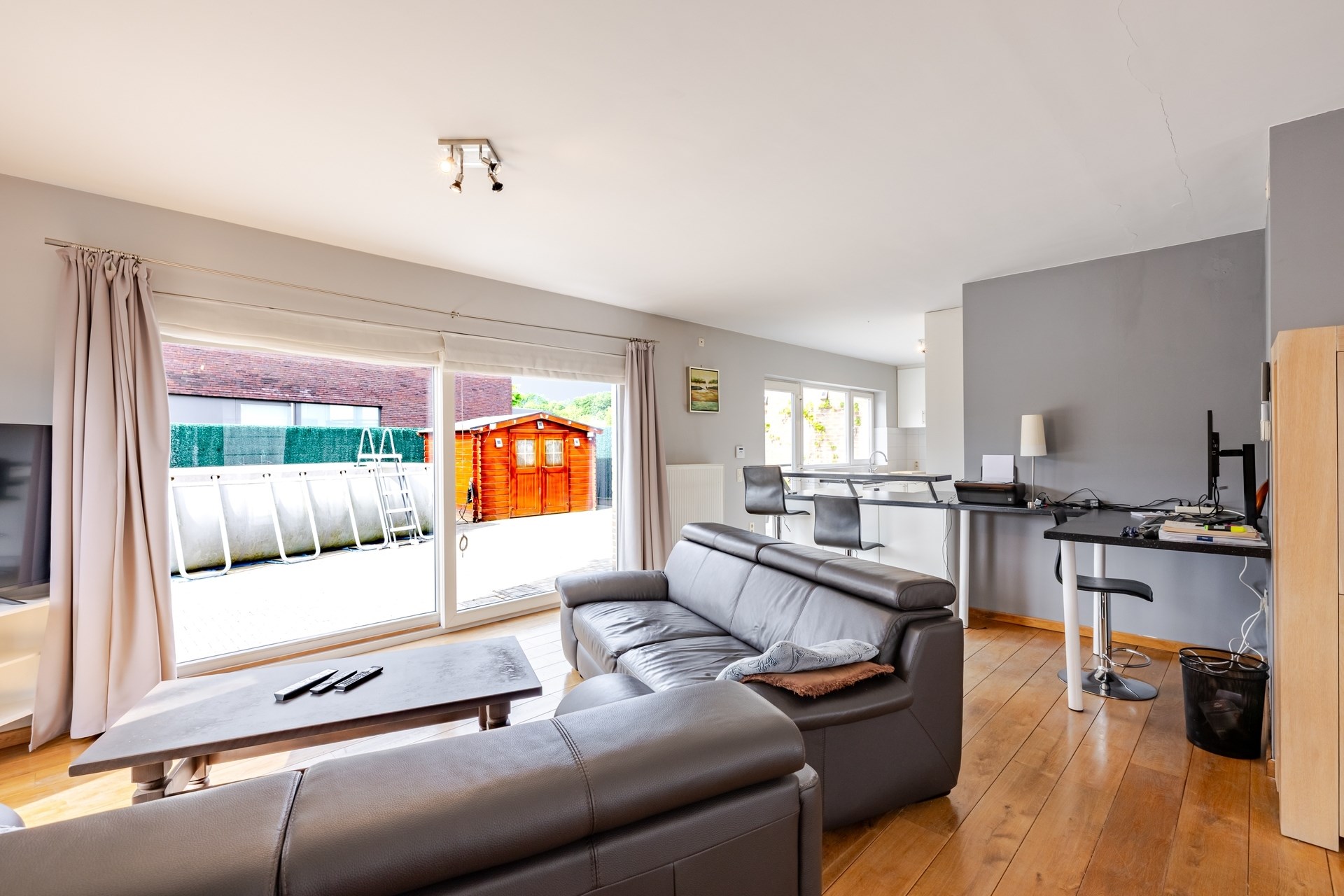 Instapklare halfopen bebouwing met 3 slaapkamers, zonnepanelen en zonnige tuin te Aalst - foto 4